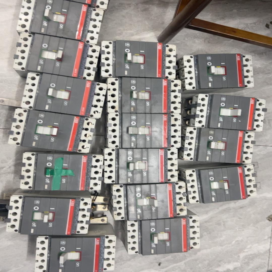 （设备配件）ABB塑壳断路器 S3N250A 包邮包好 拆机250A3p