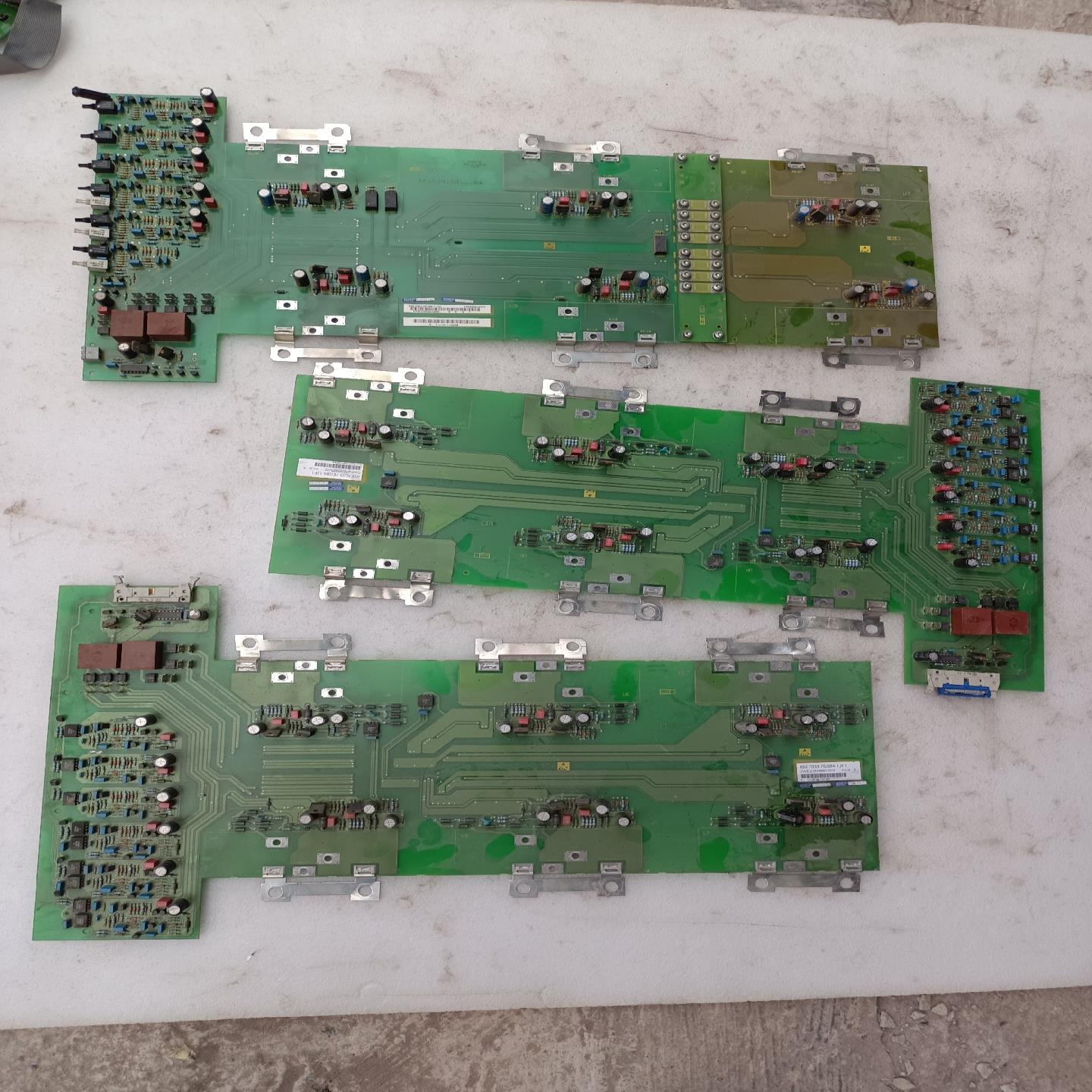 [德峰]6SE7037-0EJ84-1JC0西门子变频器触发板有一张