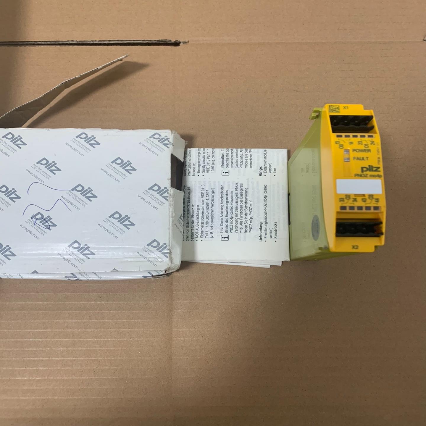 PILZ皮尔兹mo4p  订货号：773536 安全继电器，