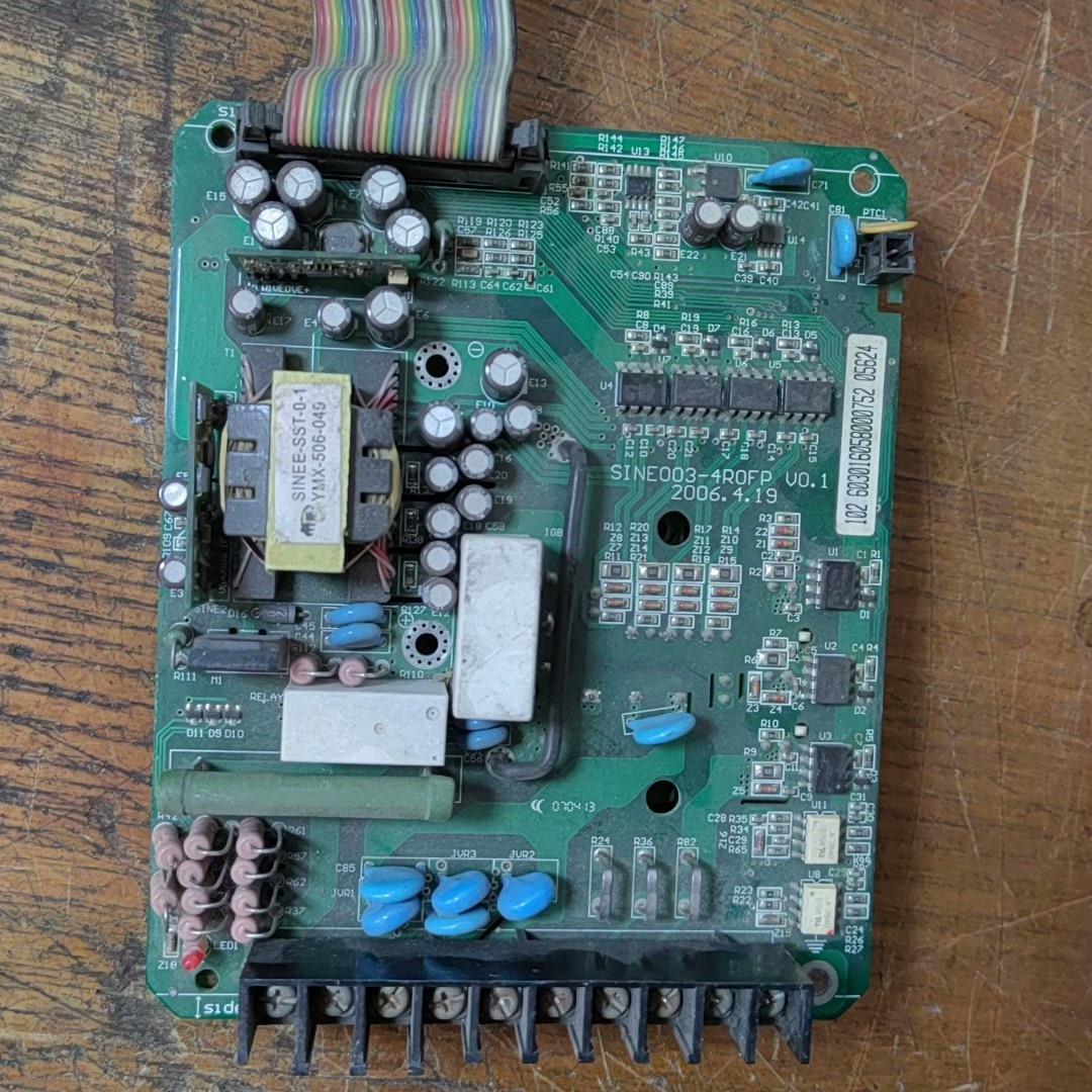 正弦变频器SINE005-4R0   驱动板SINE003-