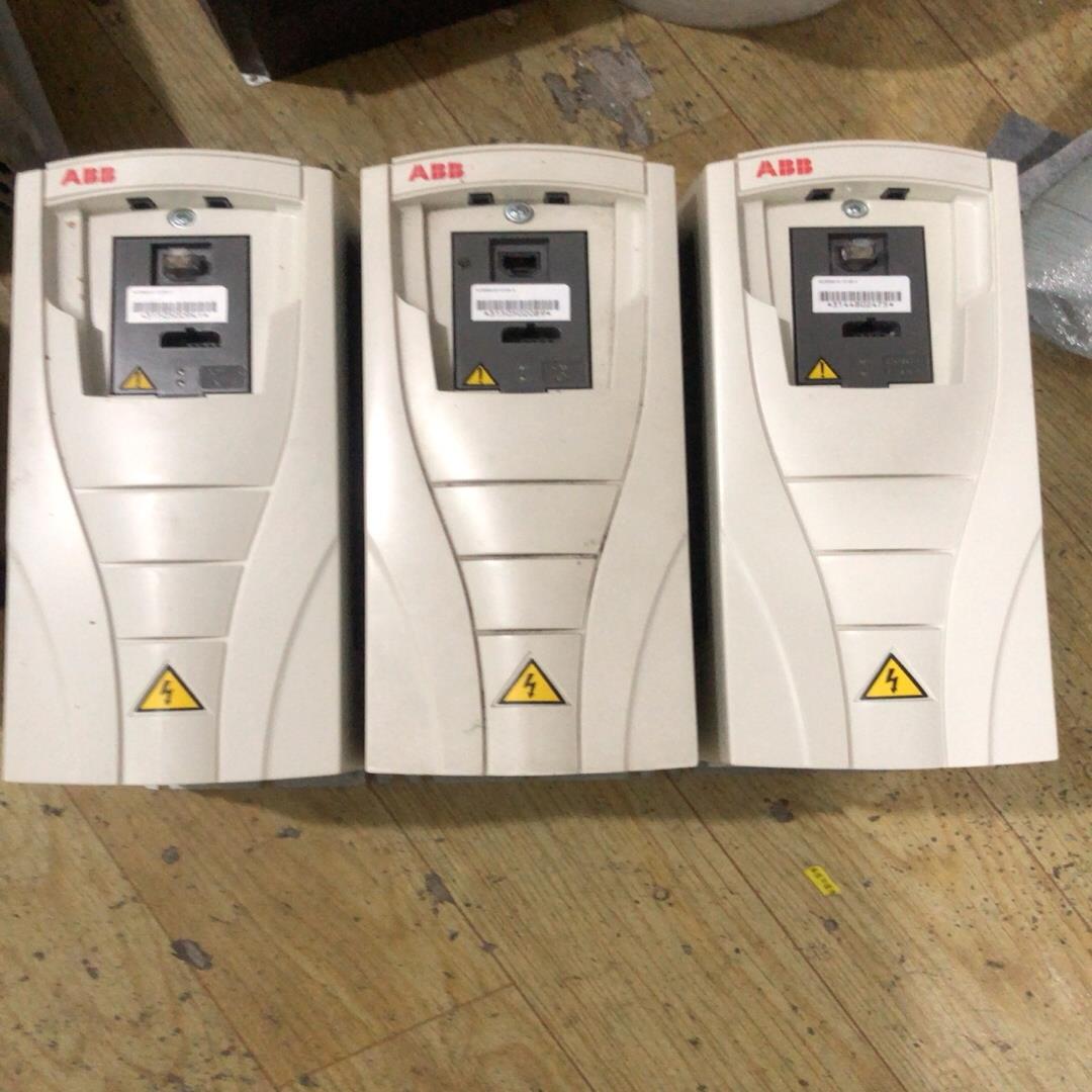ACS550-01-012A-4. ABB变频器。5.5/4