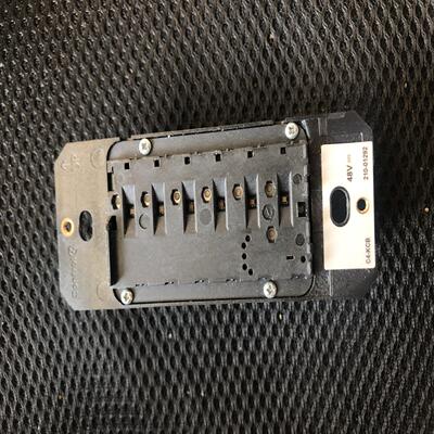 （设备配件）Control4 美规总线面板，展厅拆下来的