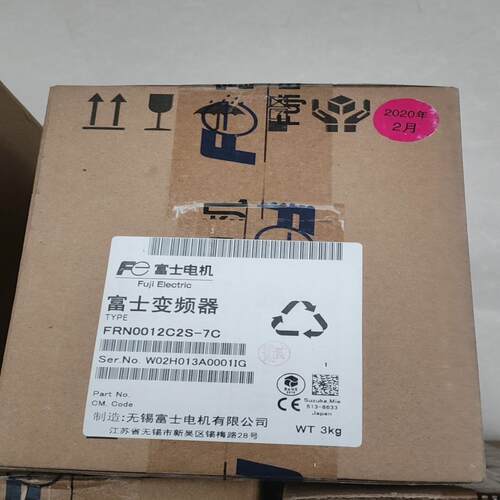 富士FRN0012C2S-4C变频器，单相200v，2.2k
