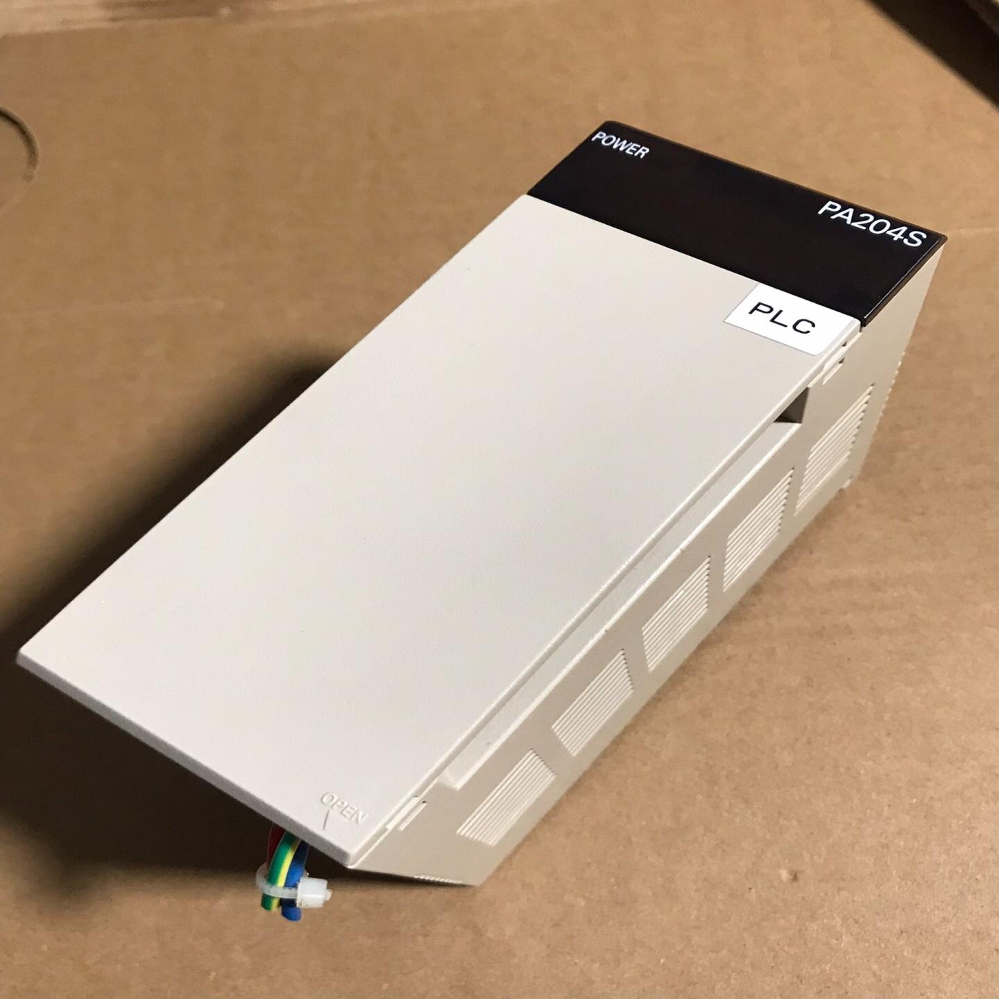 电源C200HW-PA204S 几乎全新 外