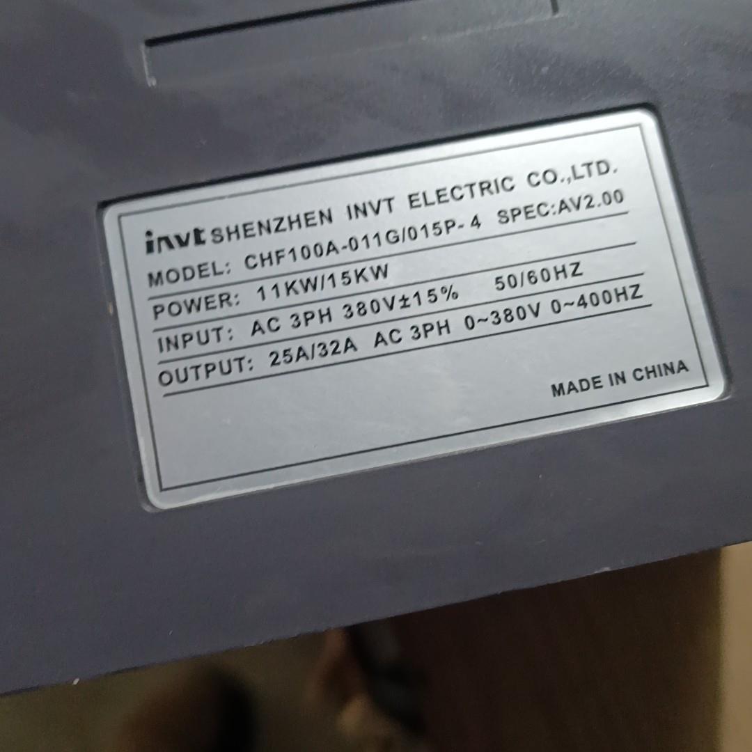 CHF100A-011G/015P-4变频器实物功能包好可视