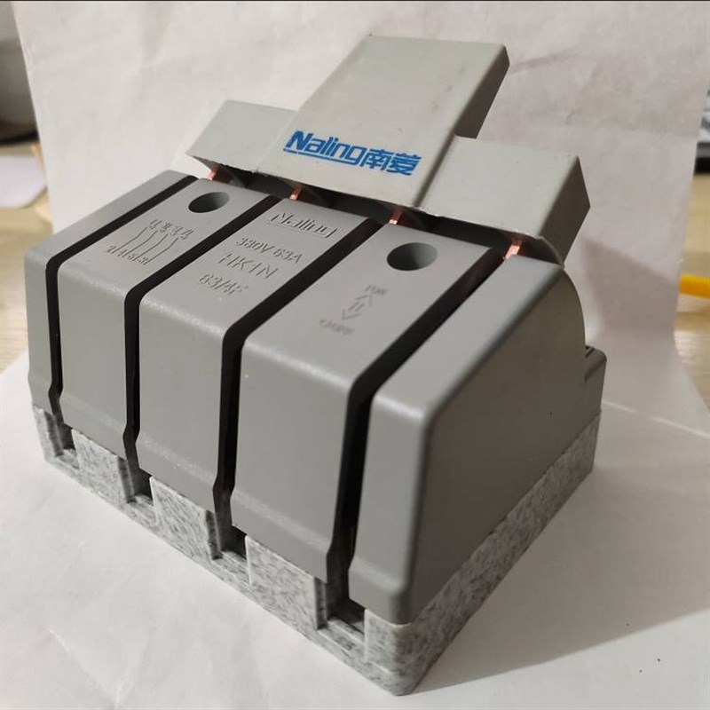 南菱HK1N三相四线4P63A闸刀开C关光伏并网刀闸单投负荷式隔离开关