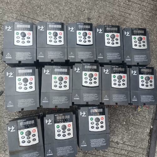议价上海红旗泰变频器RF300A-1R5G-1功率1.5KW/2可维修