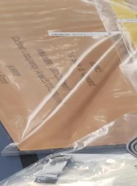 全新中兴c600机框带机柜原木箱，19寸SFUB双万兆主控，