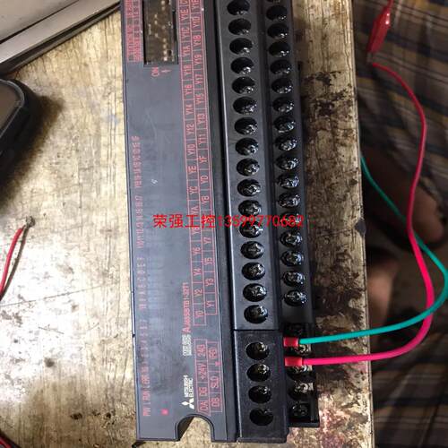 【荣强工控】AJ65SBTB1-32T1三菱模块，拆机的，通电如图，成色