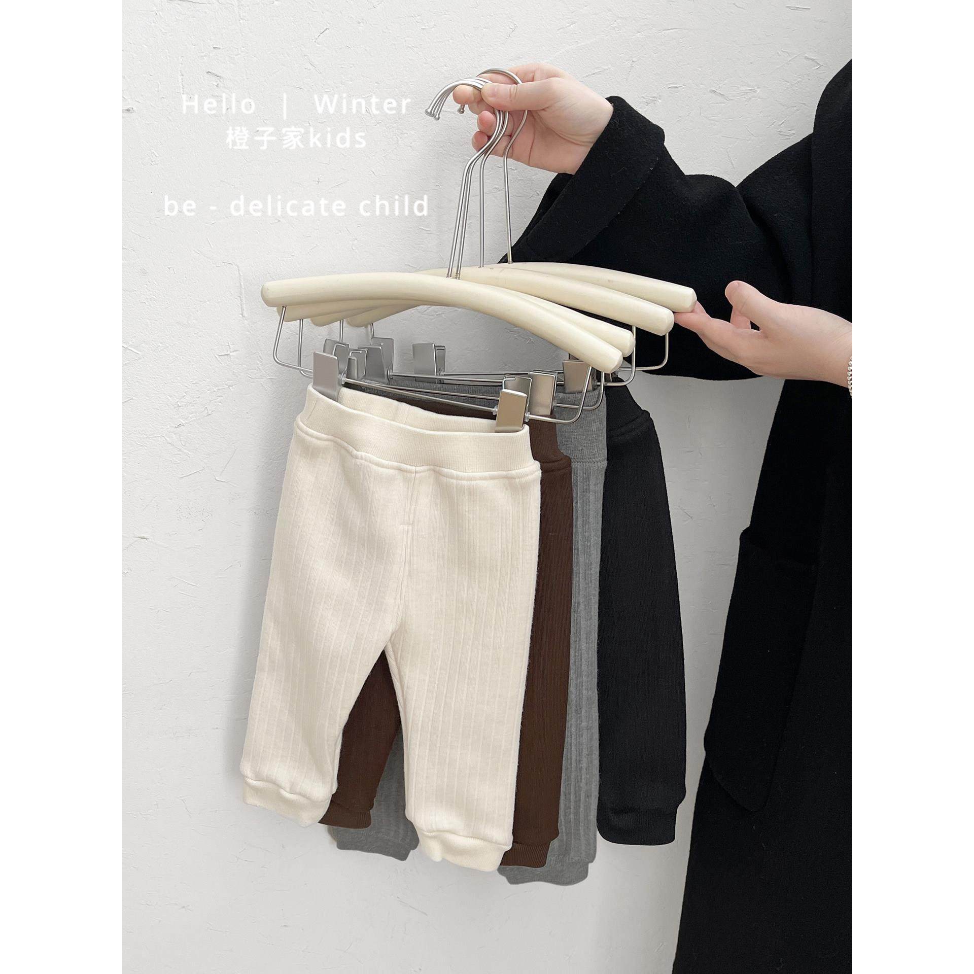 女童冬季洋气保暖加绒打底裤男宝宝弹力修身大PP裤婴儿百搭坑条裤