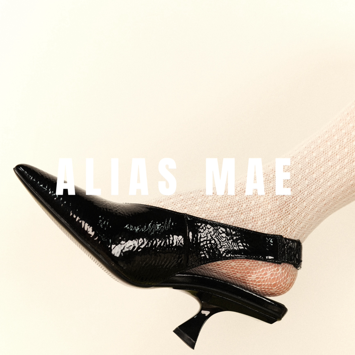 ALIASMAE一字带尖头后空中跟