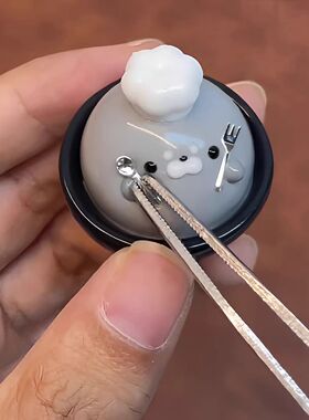 硅胶超软捏捏迷你灰色小海豹厨师手绘捏捏小鼻噶解压捏捏duanduan