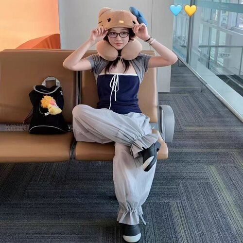 可爱卡通猫咪连帽子U型枕