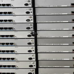 华为 企业级全千兆路由器 AR161