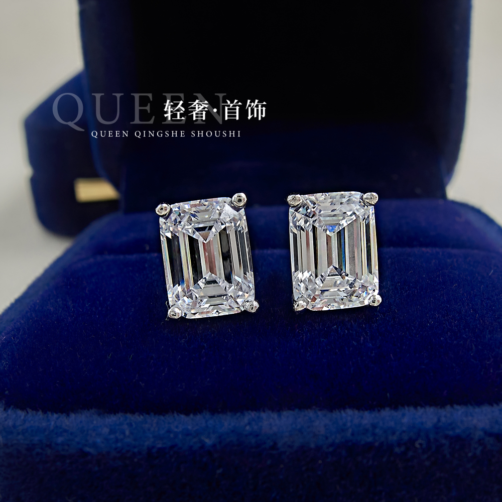 1克拉四爪方糖钻耳钉女