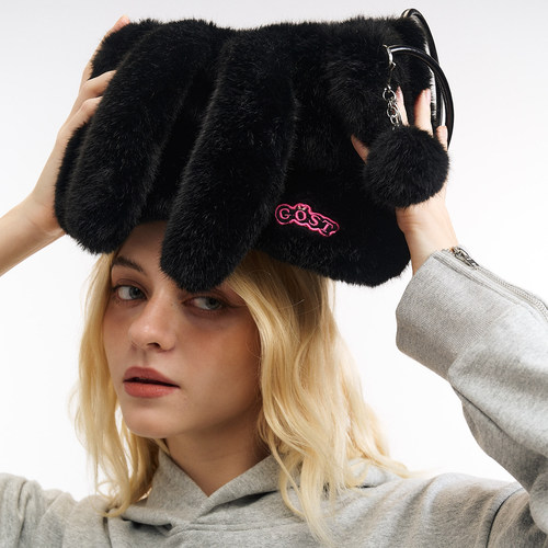 GOST戴蒙兔兔耳朵毛绒绒包包