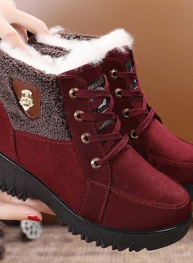 东北加厚保暖雪地靴子女加绒2024冬新款短靴系带马丁靴女奶奶棉鞋