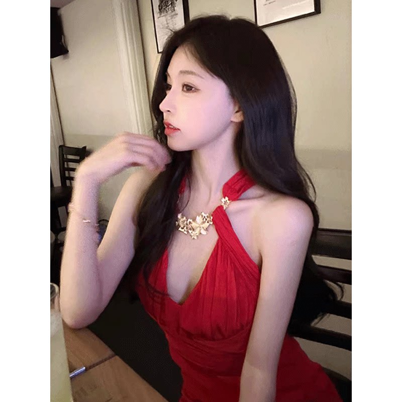 红色镶钻镂空挂脖连衣裙女千金感高端精致气质名媛生日party礼服