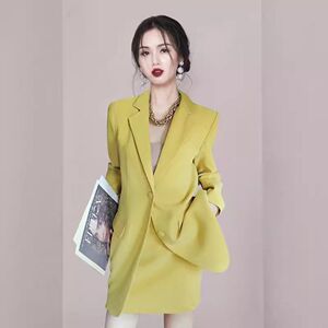 干练气质女装轻奢高级感