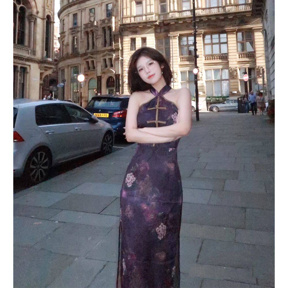 新中式旗袍穿搭改良新款复古国风长裙修身收腰吊带连衣裙