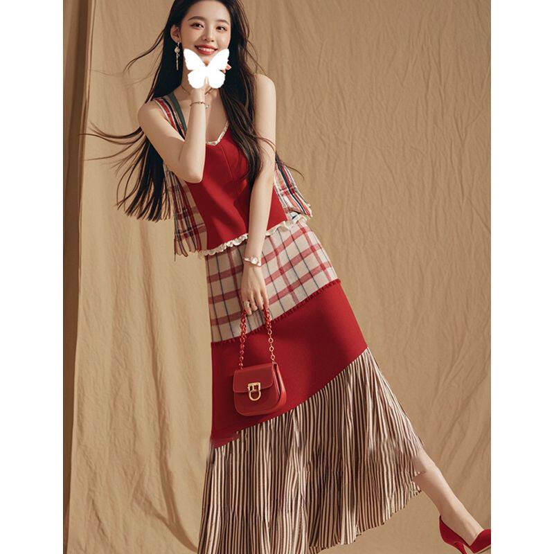 2025夏装搭配一整套气质女神范高端套装红色无袖上衣半身裙两件套