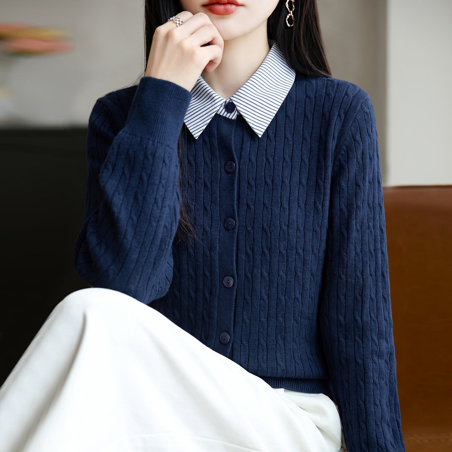 2026新款翻领纯色秋季大码针织开衫外套女洋气中老年女装上衣毛衣