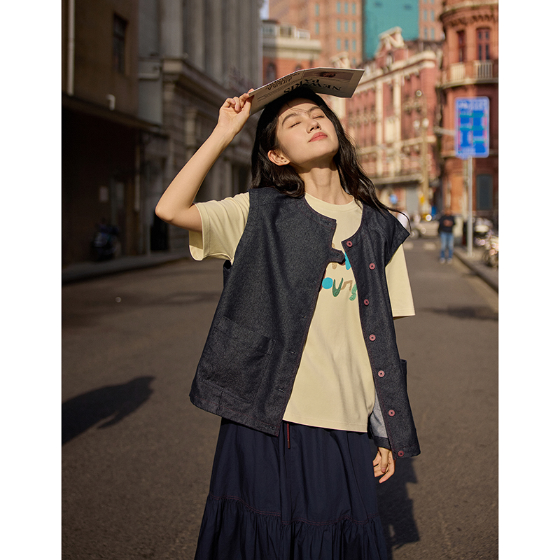 右设/25SS撞色扣文艺风马甲秋季上衣休闲百搭马夹7256K