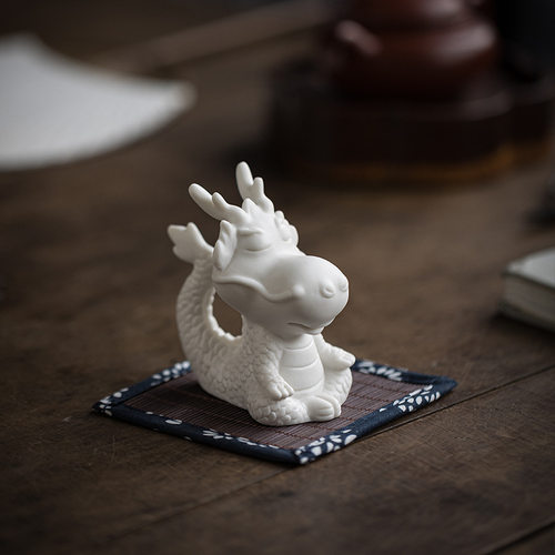 小神龙茶宠陶瓷摆件精品可养茶室桌面创意十二生肖龙年装饰吉祥物