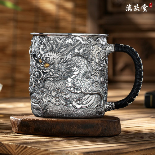 滇庆堂999纯银浮雕祥龙献瑞茶缸