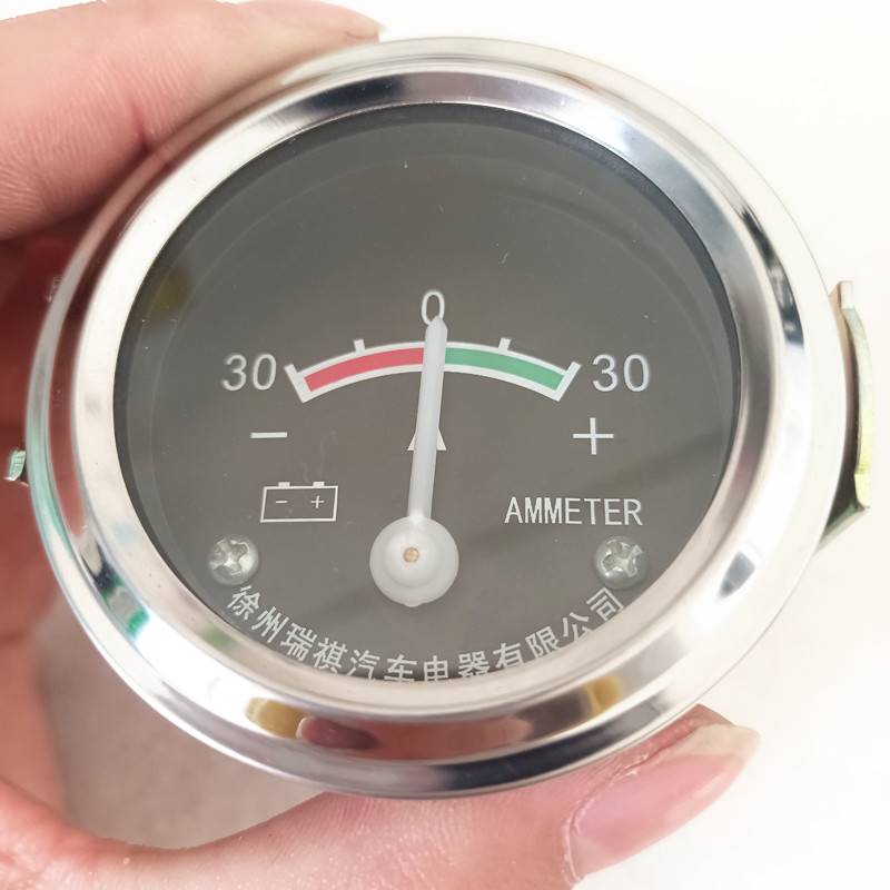 12v24v带灯小电流表汽车货车农用车电压表叉车30A电压直流表包邮