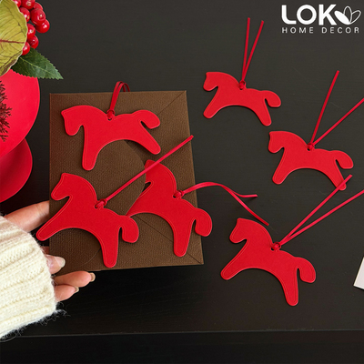 红马金福2026马年拜年吊卡摆件