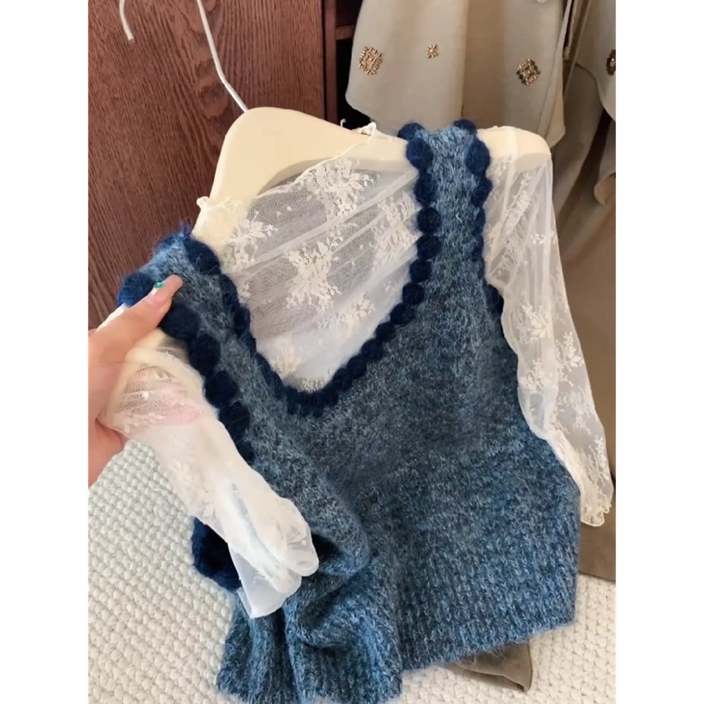 秋新款蓝色无袖羊绒针织马甲女