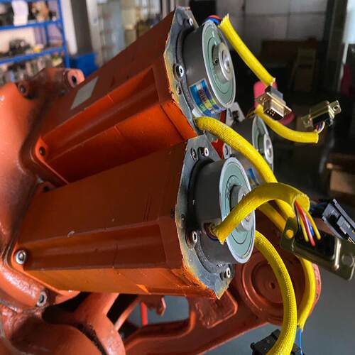 [德峰]IRB2400伺服电机HAC1733四轴五轴六轴ABB机器人