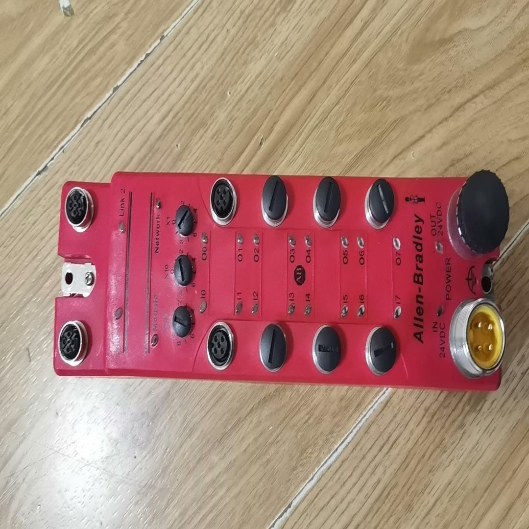 1732ES-IB8XOBV4