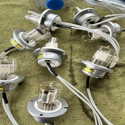 滨松HAMAMATSU氘灯L2D2 Lamp，L6923