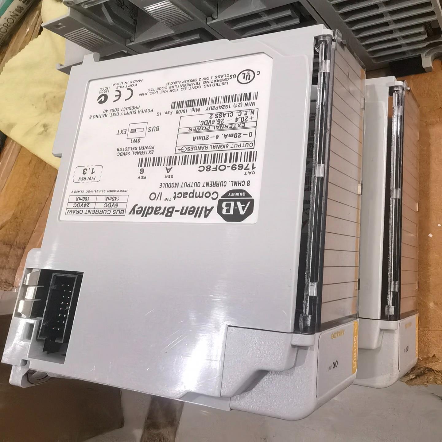 （设备配件）无端1769-OF8C子