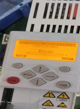 E84AVSCE2224SB0伦茨变频器8400 2.2