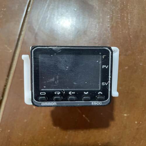 温控器E5CC-QX2ASM-800  ，功能