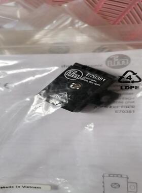 ifm 易福门传感器  E70381  共8只，60/
