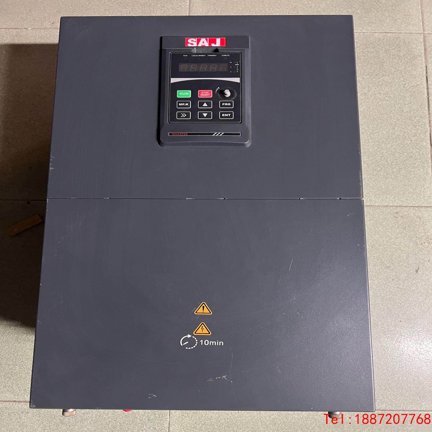 【非标价】三晶变频器VM1000B-4T055G/075P - 实物图