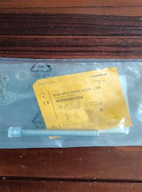 BI4U-M12-VP44X-H1141 L100货号163