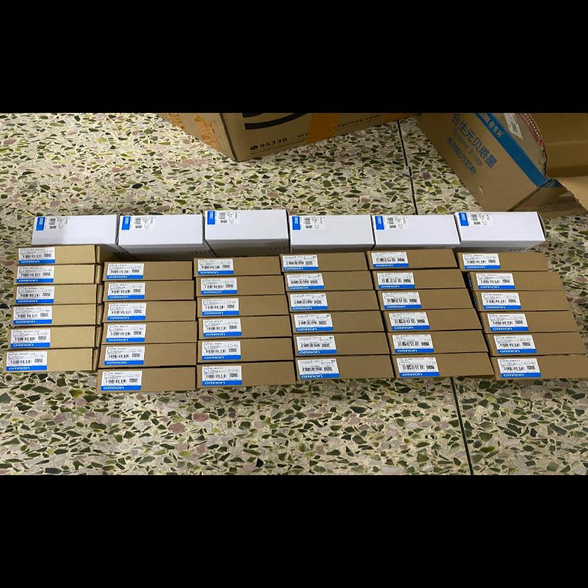 长期供应全新 CJ1W-MAD42 CJ1W-SCU3