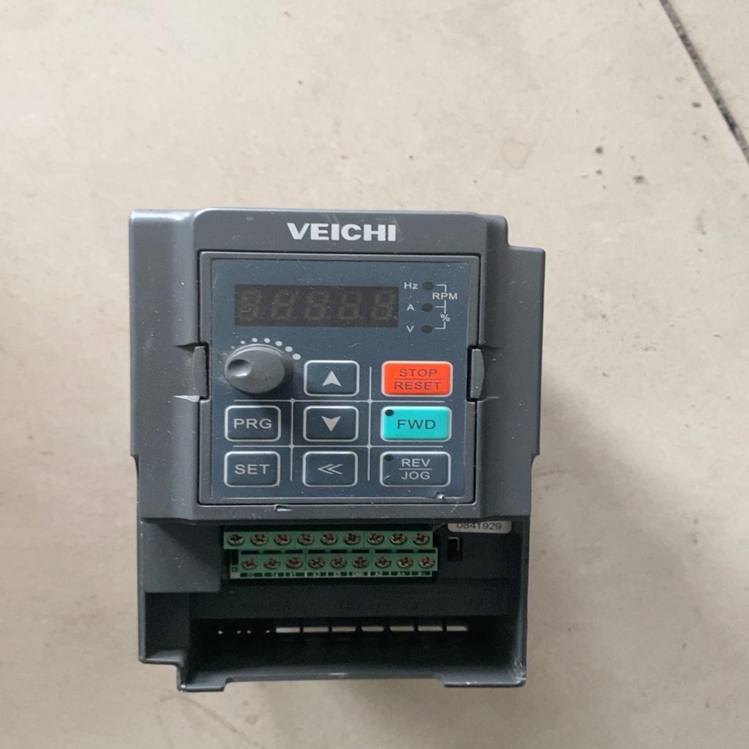 变频器伟创变频器AC60E-S2-R75G/0.75KW