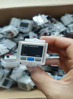 九新SMC压力传感器数显压力开关PSE300-M，成色如