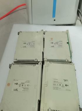 Scheider  Electric TSXDSY08