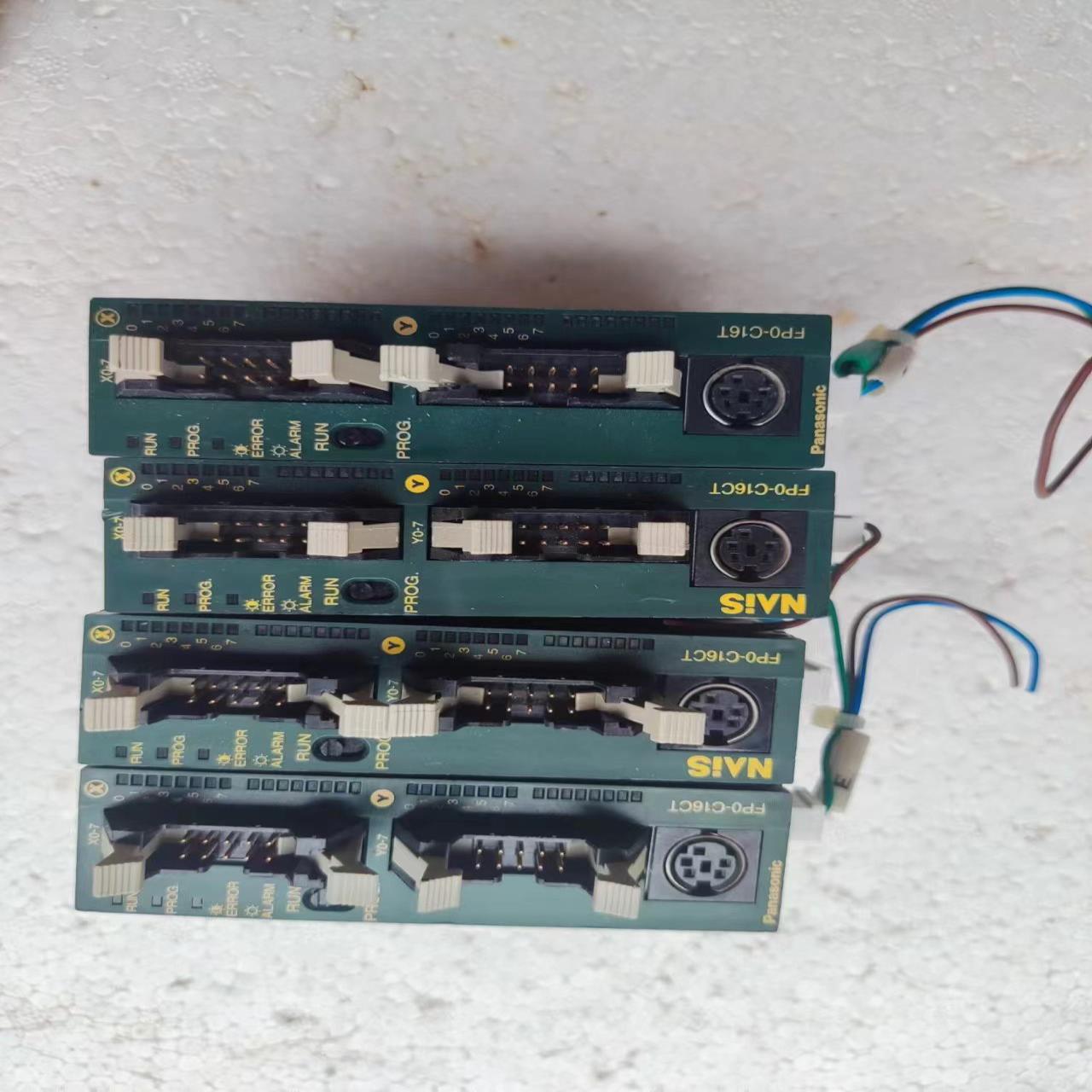 处理PLCNAiS FPO-C16CT 成色如图.功