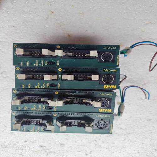 处理PLCNAiS FPO-C16CT 成色如图.功