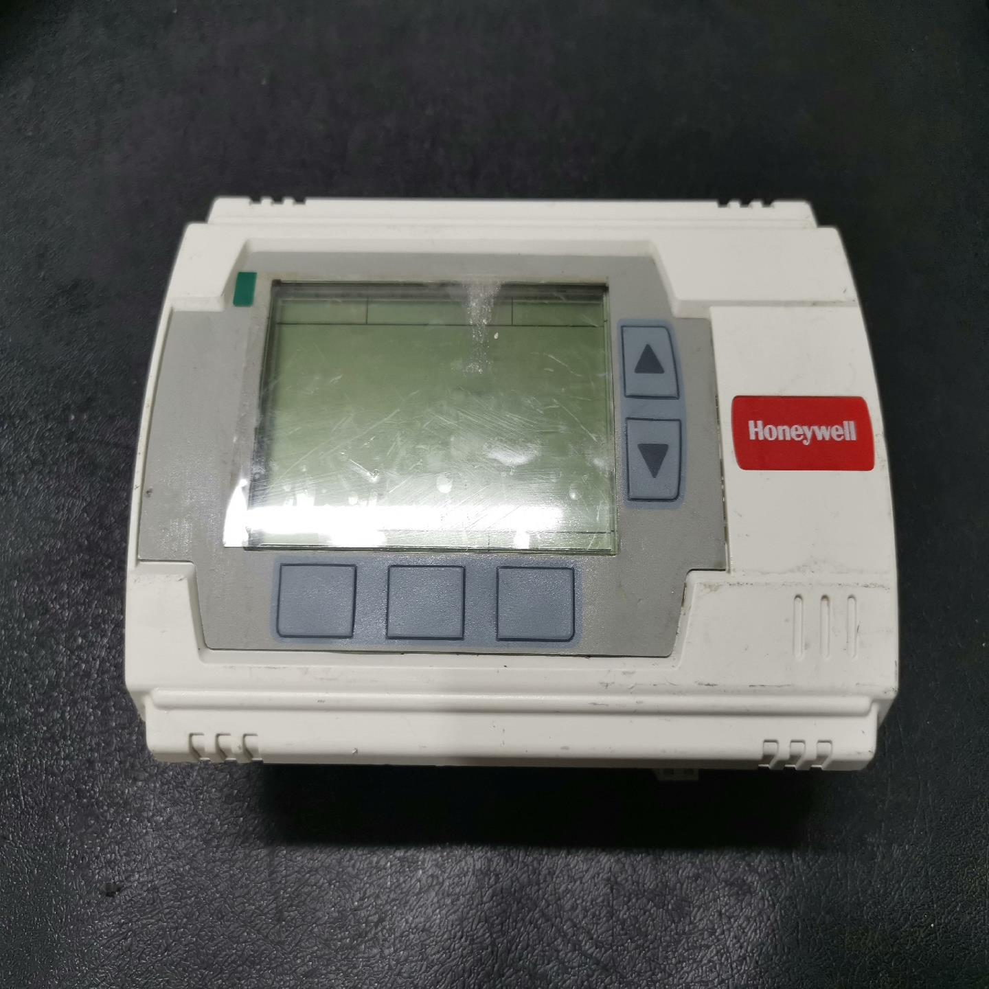 UB1211CH温控器UB2221CH控制器UB43