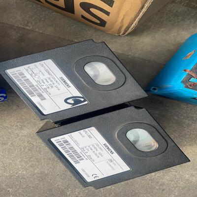 （设备配件）西门子LDU11.523A27，西门子LFL1.333一整套