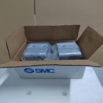 全新SMC薄型气缸CQ2B80-20DZ 原装正品 10